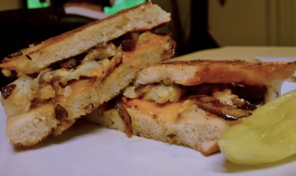 We like to get all fancy like with our grilled cheese round here y'all!